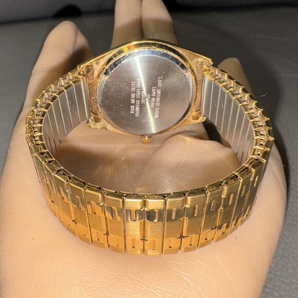 -WATCH MEN Armitron Gold Stainless Steel W/Day Date Quartz - Picture 6 of 13